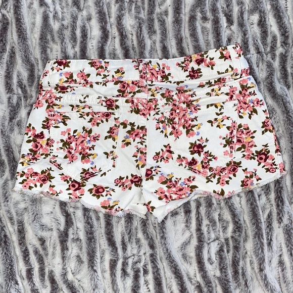 Forever 21 Girls shorts - Picture 2 of 5